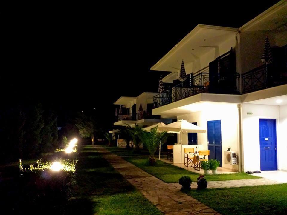 Nymphs Rooms & Apartments Никиана Экстерьер фото